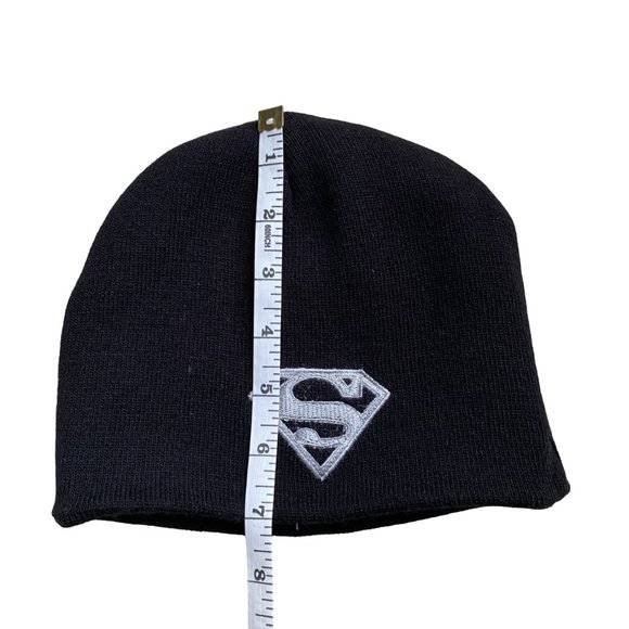 Superman Genuine Kryptonitye Gear winter hat REVERSIBLE - Picture 5 of 6
